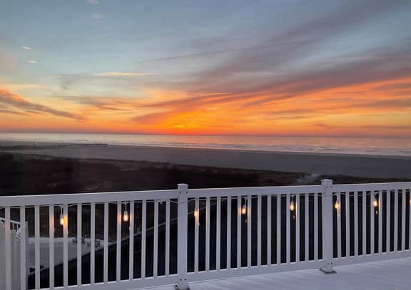 Saltwater Horizon