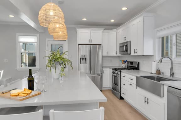 Wildwood - 7BR Beach House, Game Room & Parking