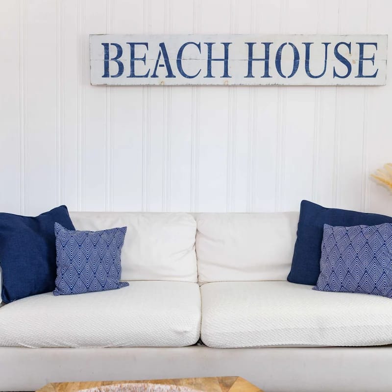 Barefoot Bungalow - Charming Getaway with Pool!